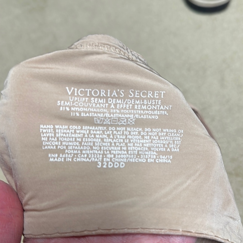 Victoria's Secret Tan T-Shirt Bra with Underwire Support - Picture 2 of 2